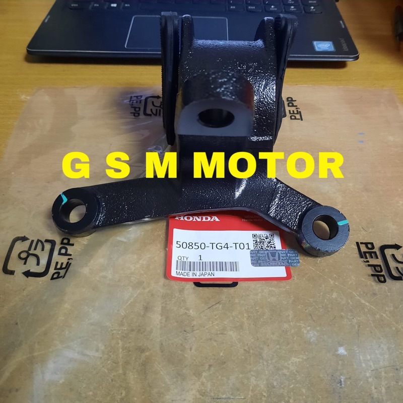 engine mounting mobilio kiri original