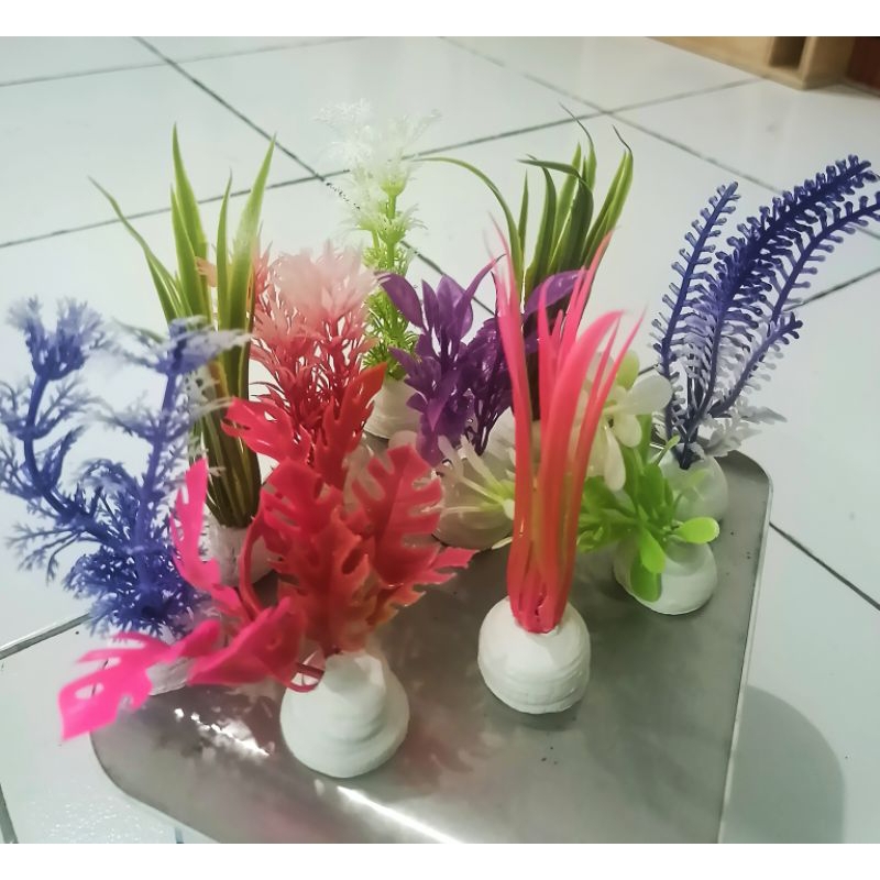 hiasan akuarium bunga plastik
