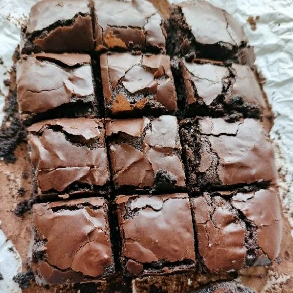 

Fudgy Brownies ekonomis rasa premium/Cup