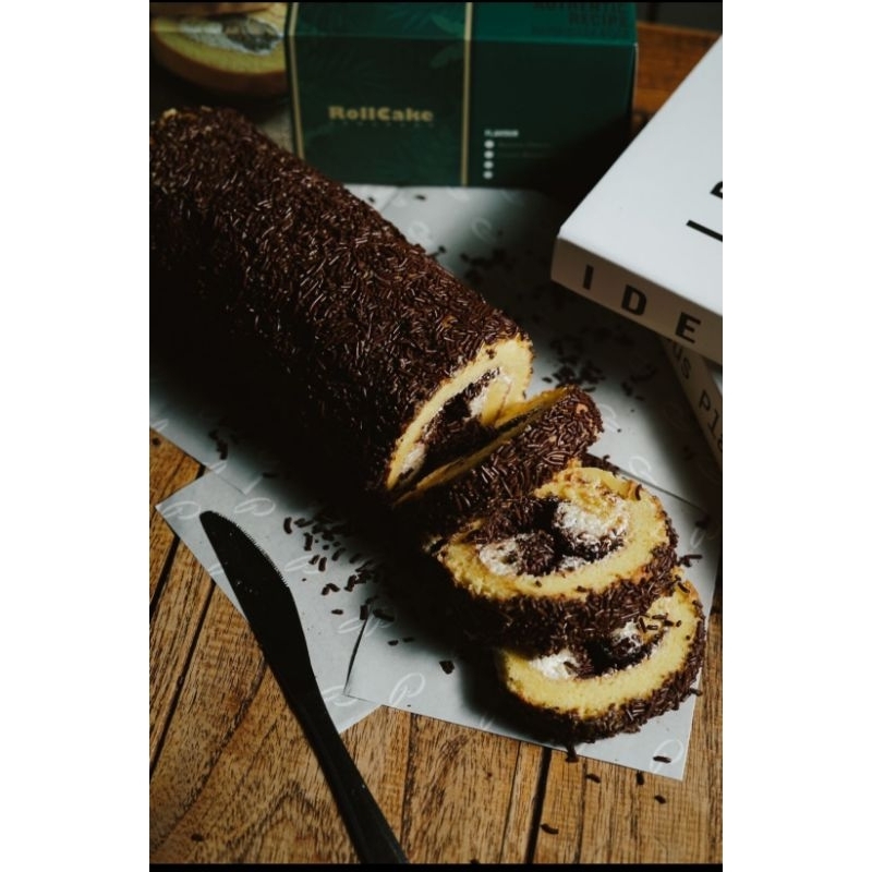 

Roll Cake Pelangi Semarang Double Choco Cheese