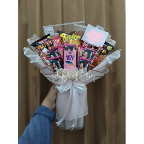 

Snack Bouquet/Buket Jajan/Bucket Snack/Bouquet/Hampers/Kado/Hadiah