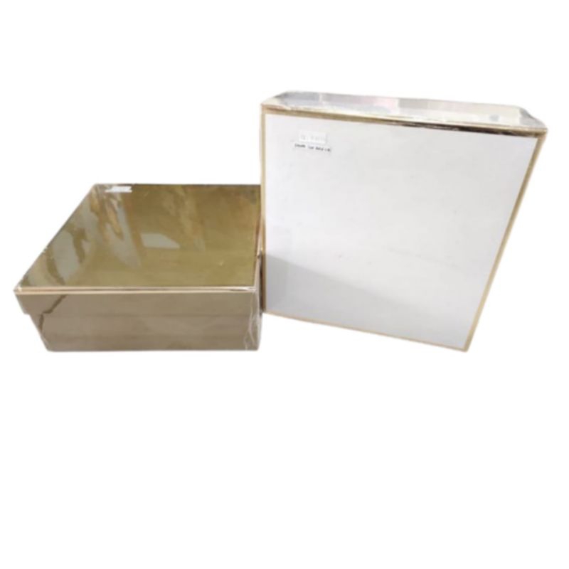 

Box Gift Square List Gold 1.Besar