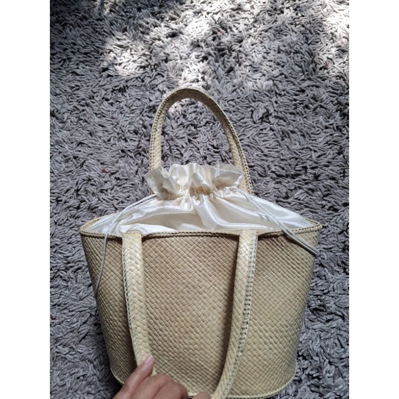 Tas Anyaman Bambu dengan Furing Serut