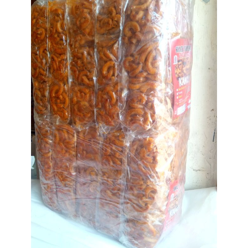 

MAKARONI BASAH PEDAS CAP KANCIL 1 PACK ISI 25 biji