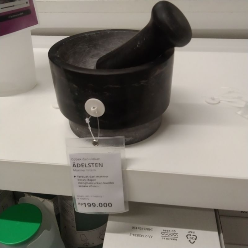 IKEA ADELSTEN cobek dan ulekan marmer hitam 2 sisi tumbukan bumbu cabe