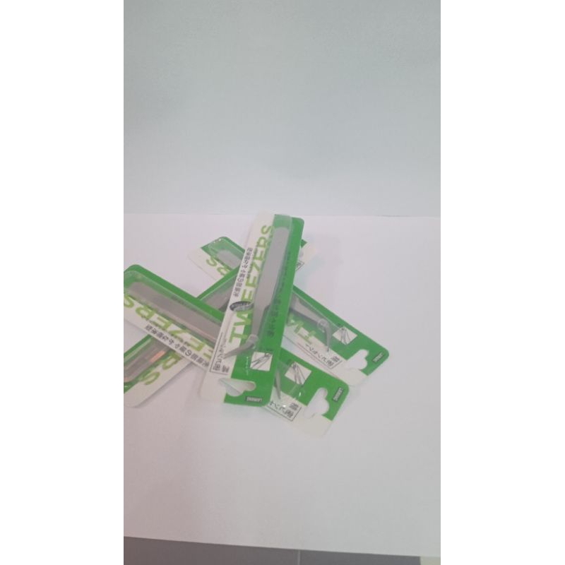 pinset bulu mata lengkung