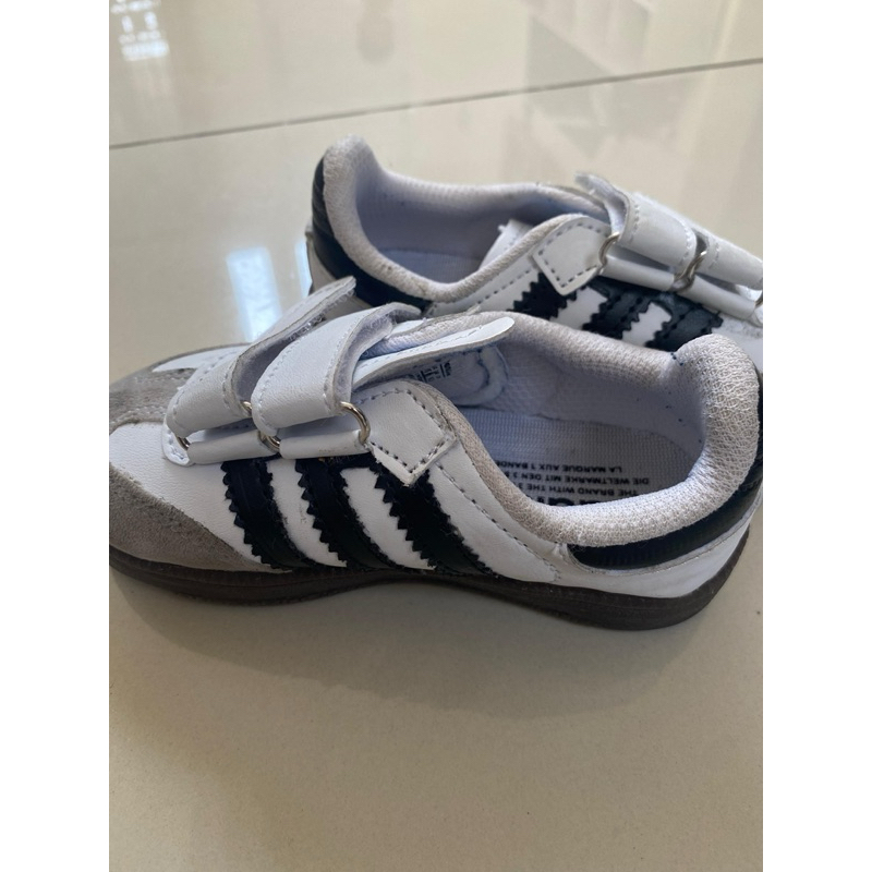 pre loved sepatu anak adidas kw super like new