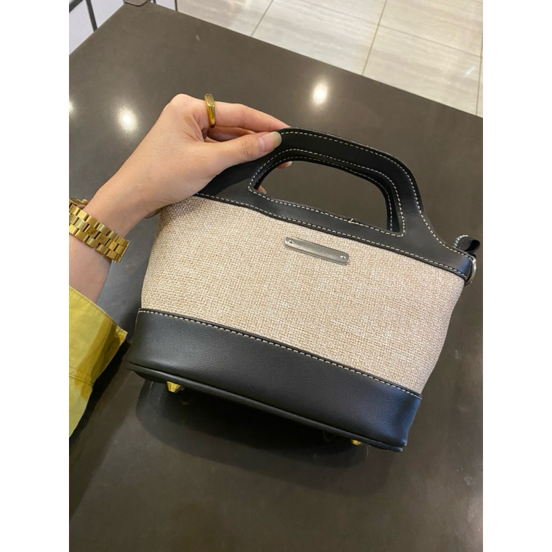 PRELOV TAS AKACI