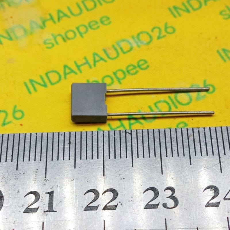 822 100v 5mm 822j100 abu abu mkm kapasitor 8n2 8.2n 8.2nf mkp 8,2n 8,2nf mkt 8.2 n 8,2 nf