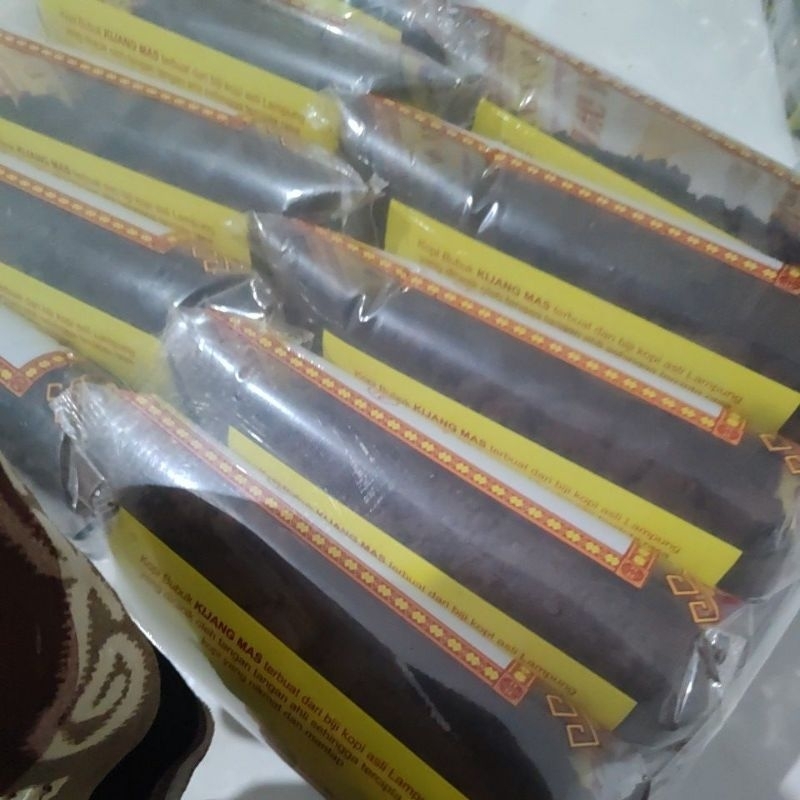 

Kopi Lampung Kijang Mas 200 gram /pack isi 10 pcs
