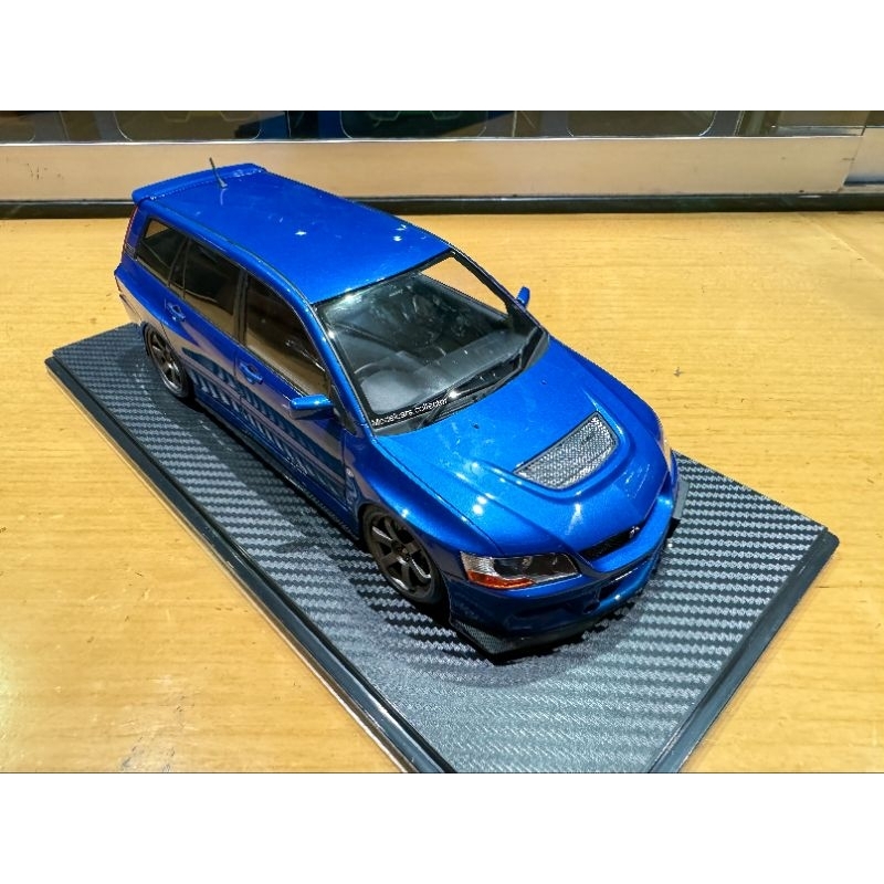 18 Ignition Model Mitsubishi Lancer Evolution IX Wagon Blue