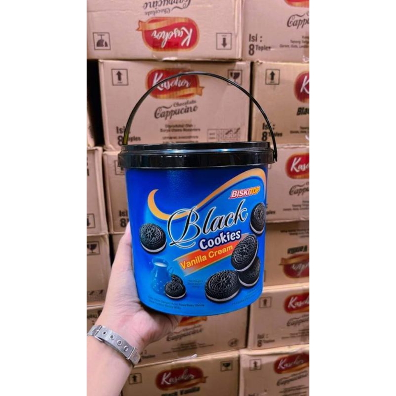 

Promo Biskitop Assorted Biscuit 1dus isi 6 kaleng