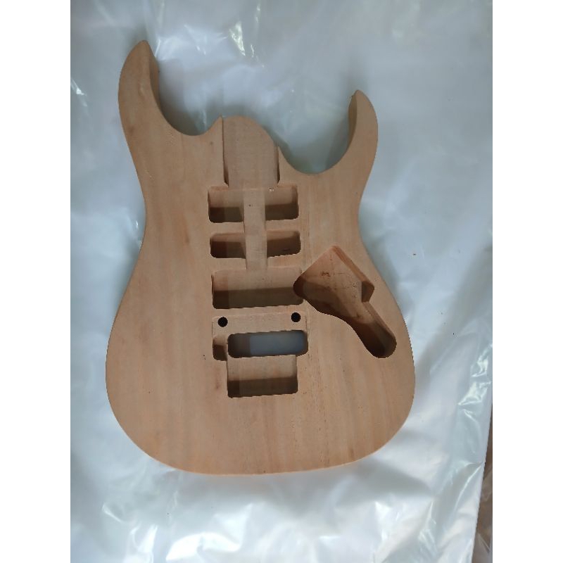 body gitar model ibanez  tremolo floydrose edge3 dan fr cina