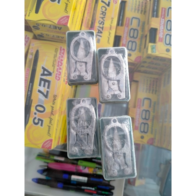 

gunting lipat kecil dan besar