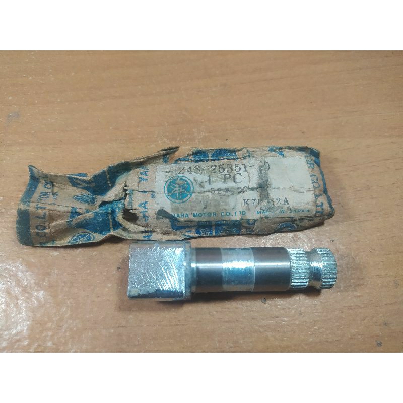 As Paha rem belakang Yamaha DT100 DT125 DT250 Original nos japan 248-25351-00