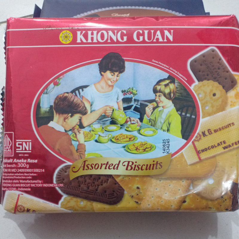 

Khong Guan Assorted Biscuit 300gr