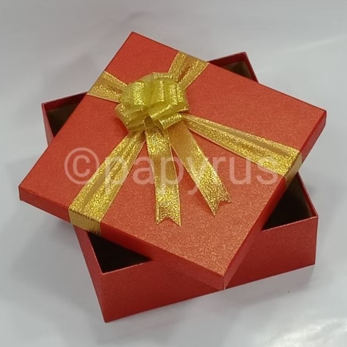 

PAPYRUS 25x25 Tinggi 10cm Kotak Kado Gift Box Hadiah V3