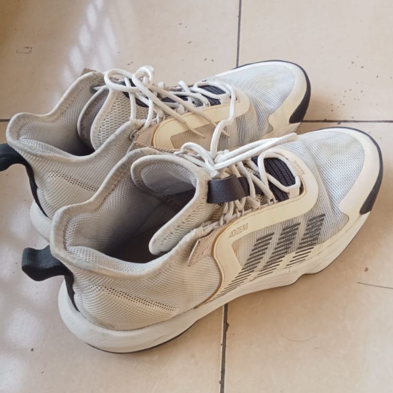 sepatu tenis adidas bekas original