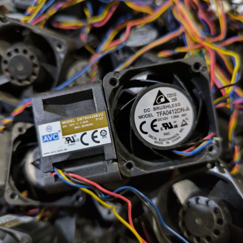 Kipas High Speed 4x4 DC 12V 1 Amper