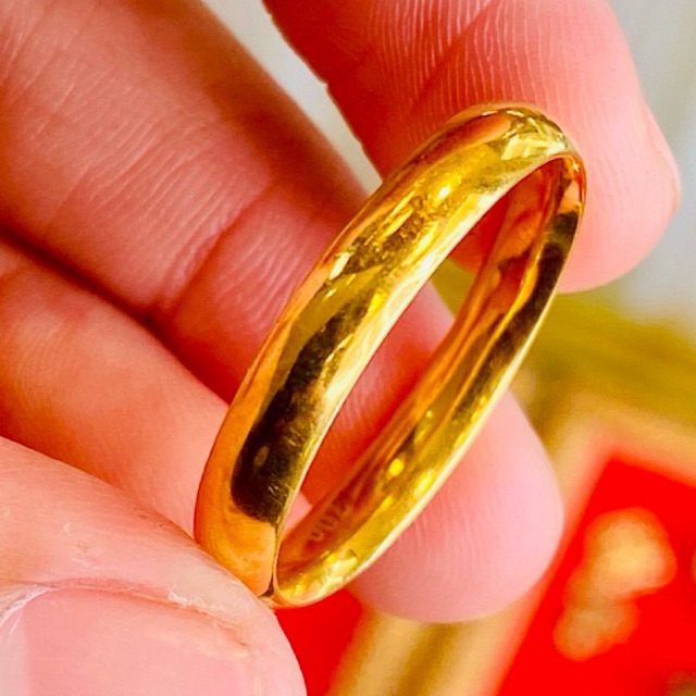 Cincin Emas  Wanita 16K(karat)/Cap 700 Model Belah Rotan Semi Padu