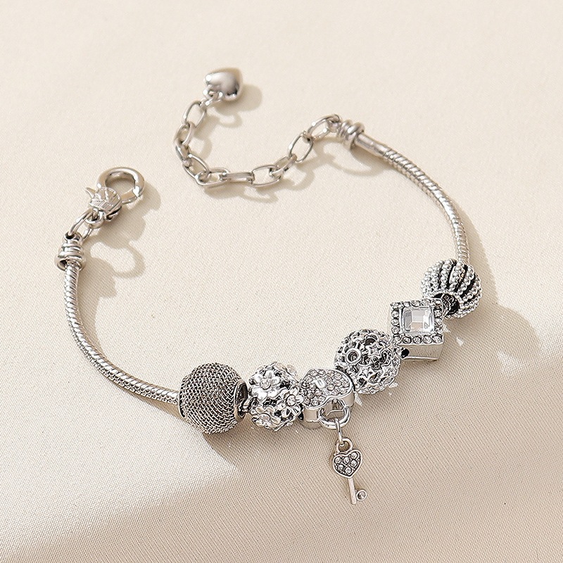 GELANG PANDORA RANTAI KOTAK SILVER ANTI KARAT HITAM LUNTUR GELANG WANITA TERMURAH GELANG WANITA KORE