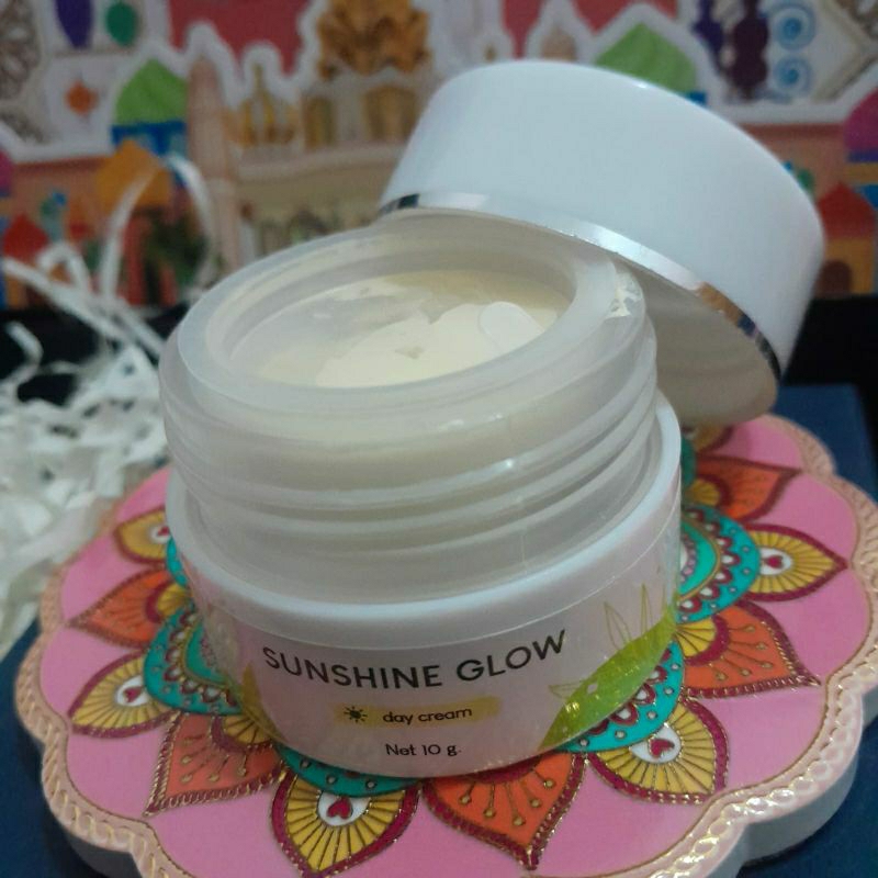 (BPOM)DAYCREAM SUNSHINE GLOW SUNSCREEN SPF-50