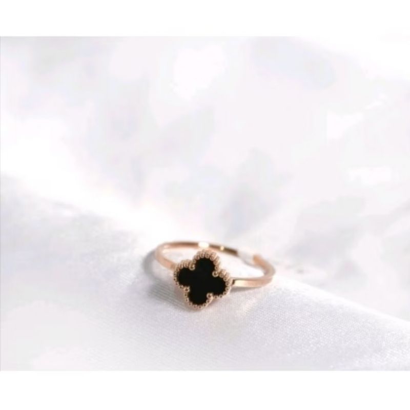 CINCIN TITANIUM CLOVER KOREAN STYLE