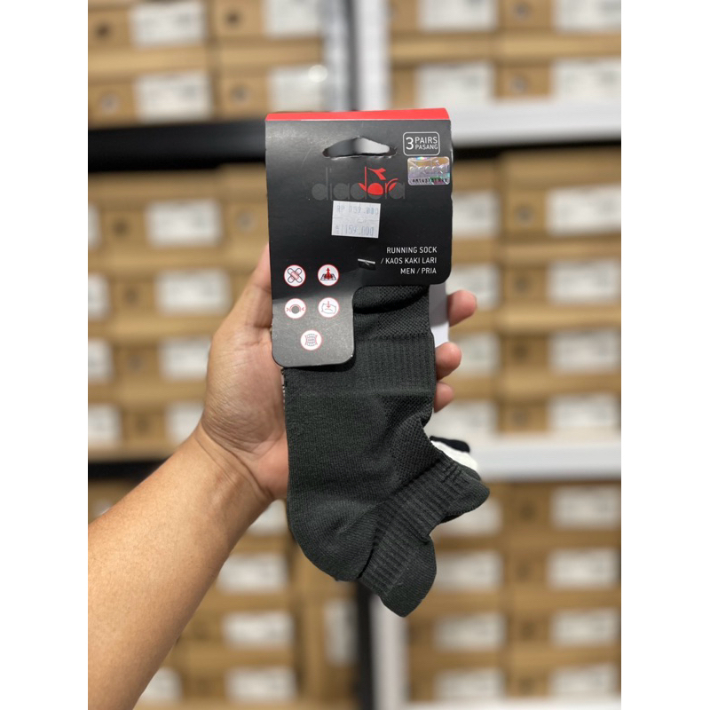 KAOS KAKI RUNNING PRIA DIADORA ANKLE SOCKS DIALAR23615M ANTI BACTERIAL 3PAIR ORIGINAL DIADORA