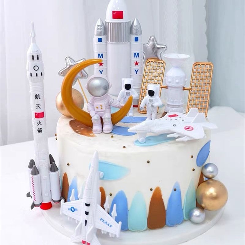 Topper Astronot Luar Angkasa