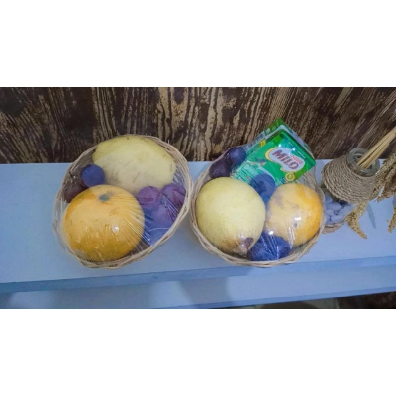 

Snack buah sehat kemasan keranjang rotan / souvenir ultah sekolah sehat / Souvenir bingkisan anak buah / souvenir ulang tahun anak sehat