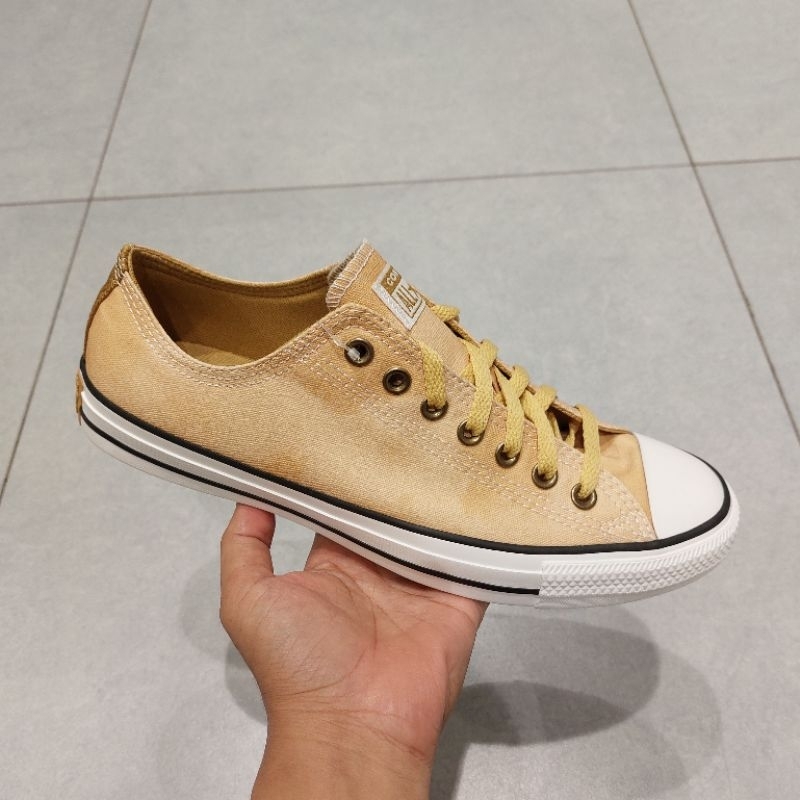 Converse Ctas Ox Low Men's Sneakers -Utility Sunflower Tren Tan Black White