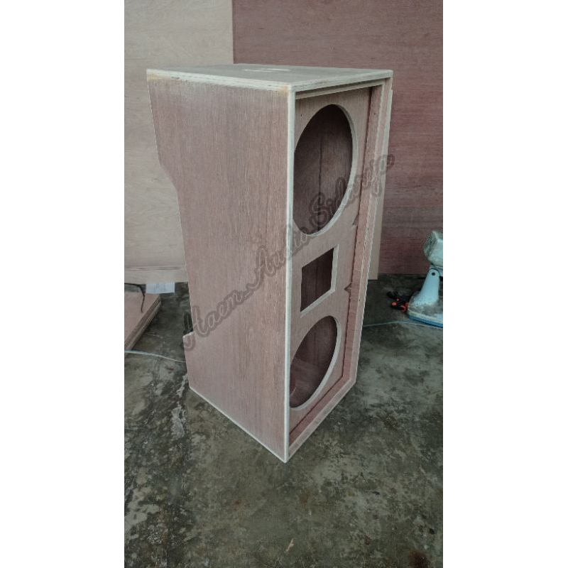 Box Line Array 6 inch double + Twitter