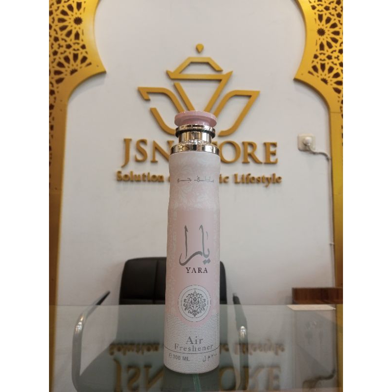 Air Freshener/Pengharum ruangan Yara by lattafa