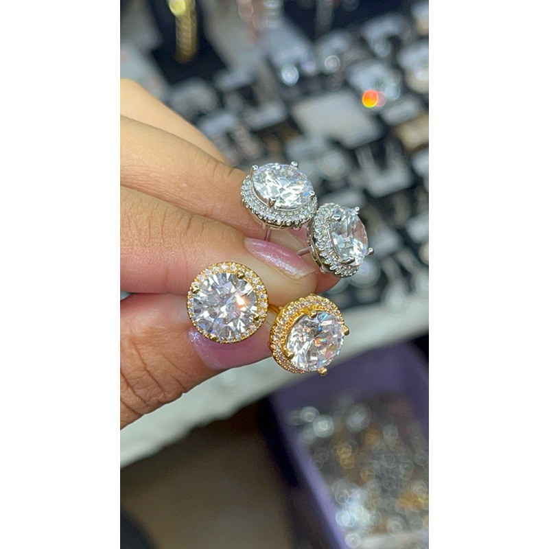 Anting Moissanite Wanita