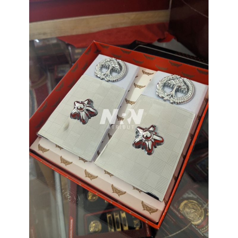 PANGKAT PDH LURAH PLAT DASAR KAIN PUTIH EXLUSIVE