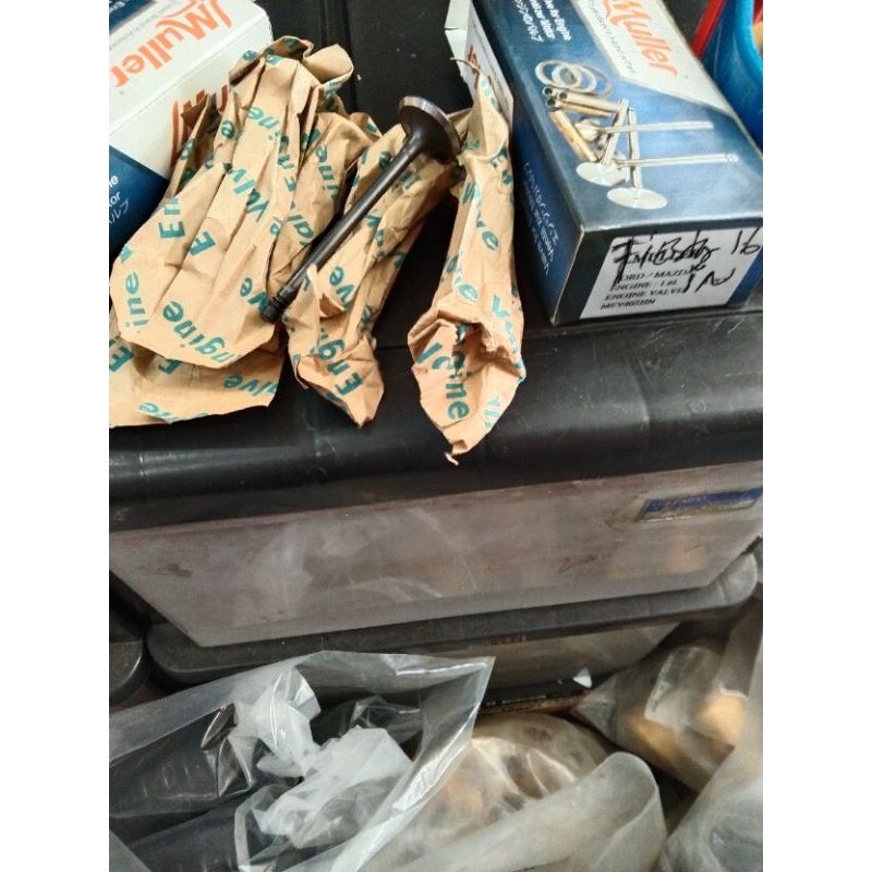 Klep minyak Ford Fiesta 1,6