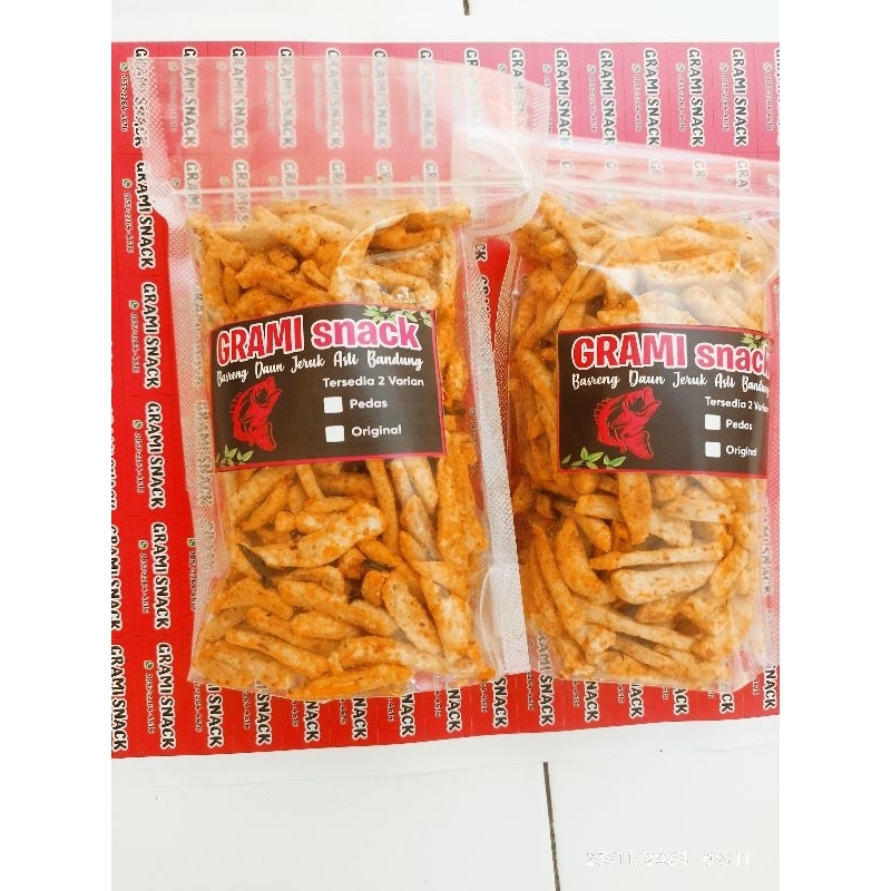 

basreng pedas gurih daun jeruk 2 bungkus 1/2 kg