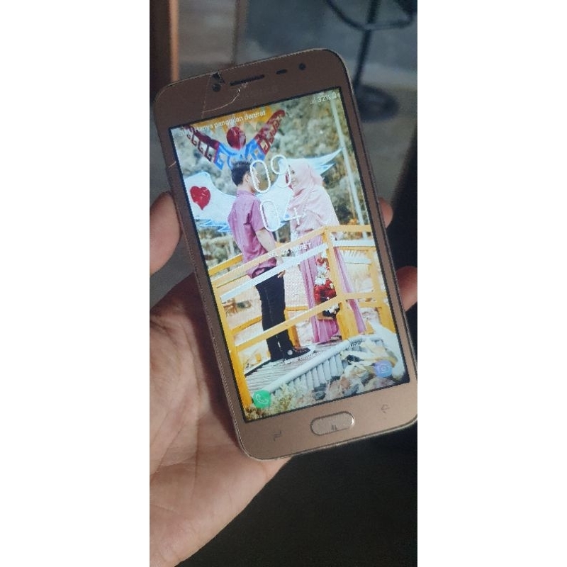 Samsung J2Pro minus Ts Retak