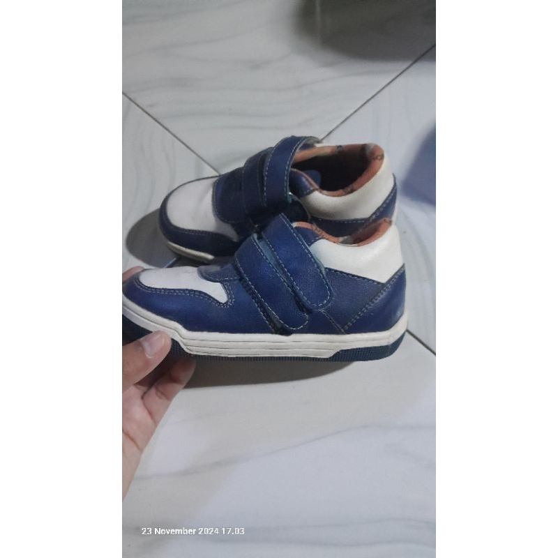 preloved sepatu anak donatello