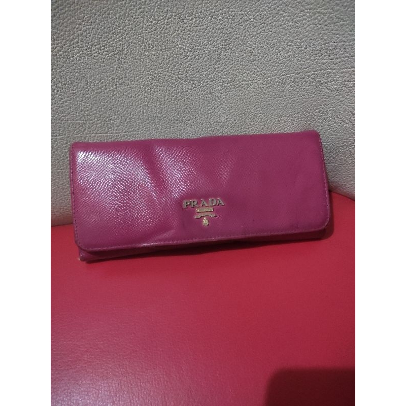 dompet minus prada preloved