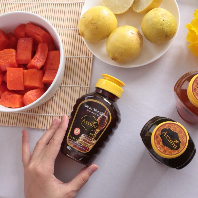 

Madu Azzura / Madu Multiflora / Madu Murni Nusantara / Madu Asli / Madu Murni (Kemasan Botol 100 gr)