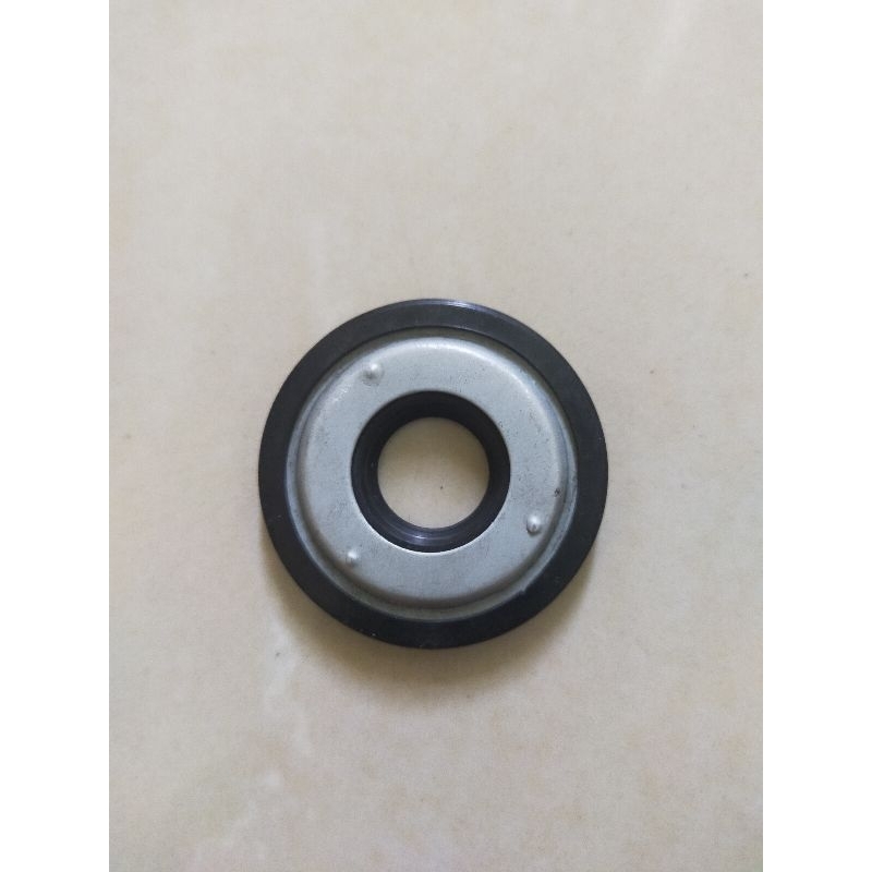 Seal Bosster rem( power rem atas) Mitsubishi PS canter MR.493229