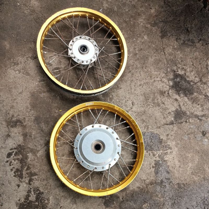 velg depan belakang Vario  125 bekas