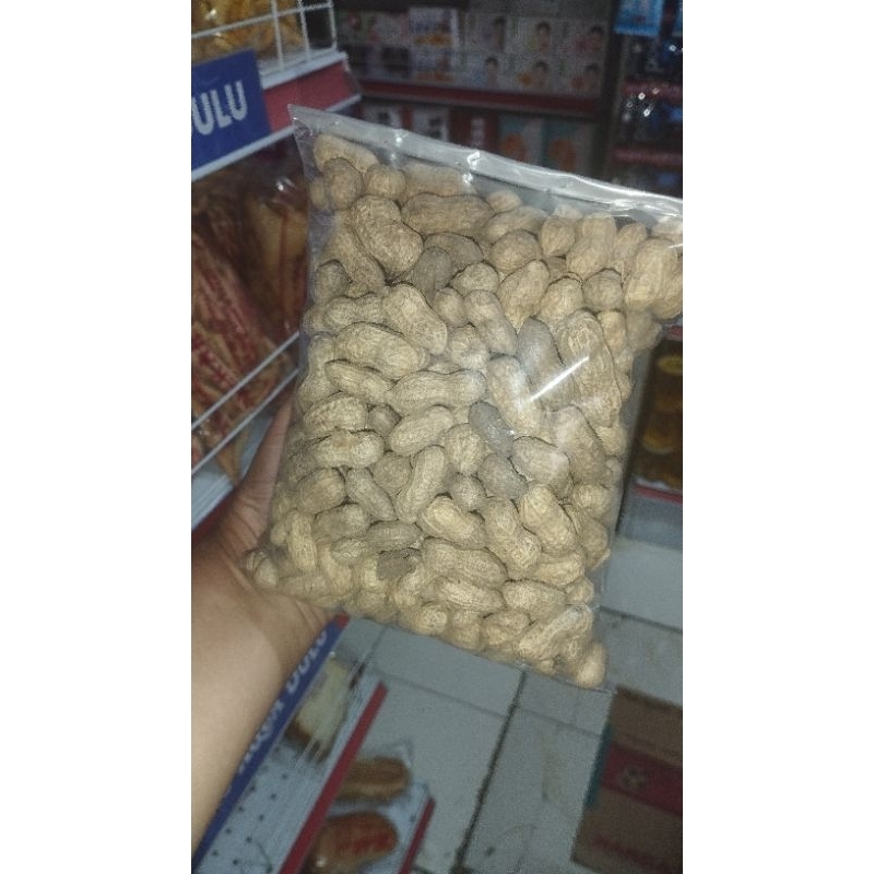 

Cemilan Enak - Kacang Goreng 250 gram