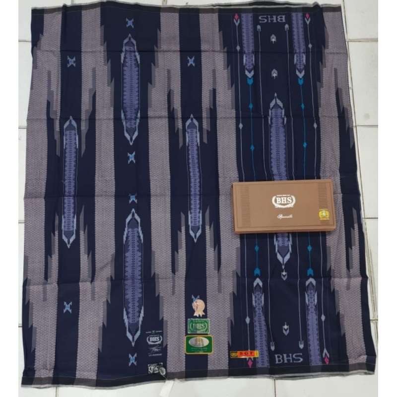 Sarung BHS FULL SUTRA 210 Motif SGF Silver