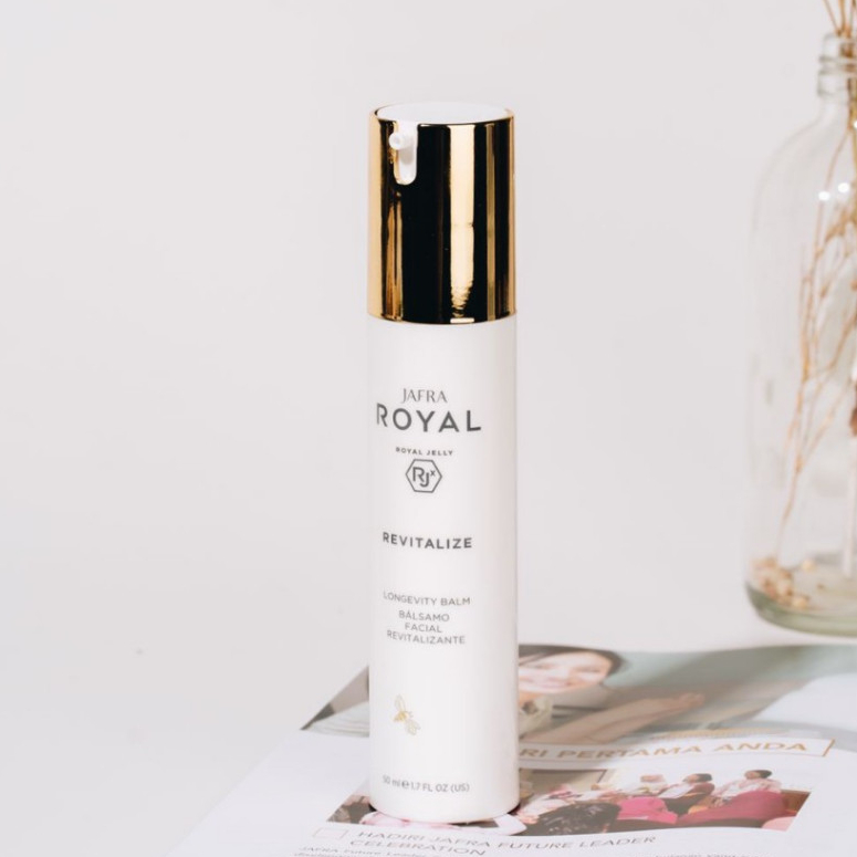 Moisturizer Jafra Revitalize Longevity Balm