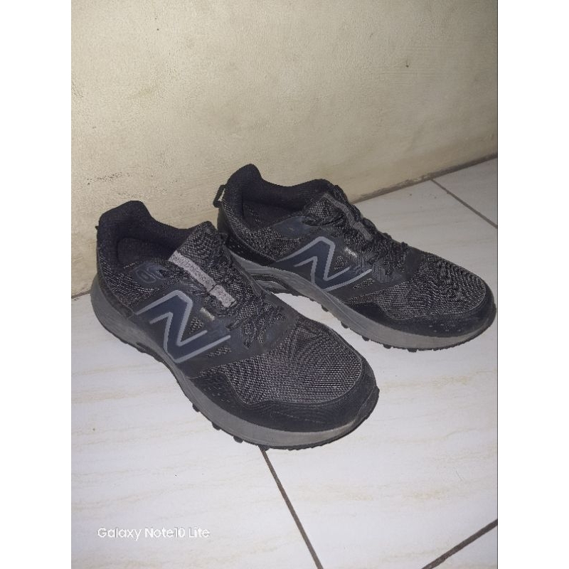 sepatu nb trail 410 v8