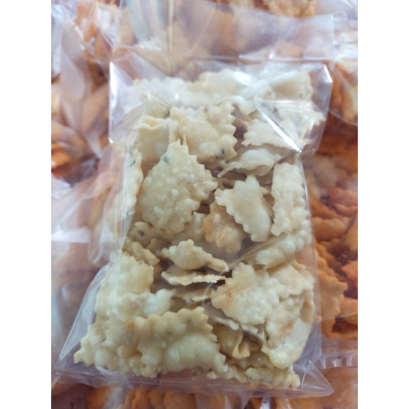 

KERIPIK BAWANG 500 gr / KERIPIK PANGSIT Gurih dan Renyah rasa (ORIGINAL)