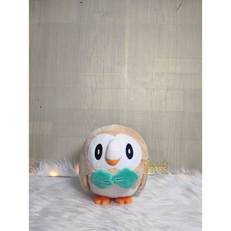 Boneka Pokemon Rowlet - Pokemon Center