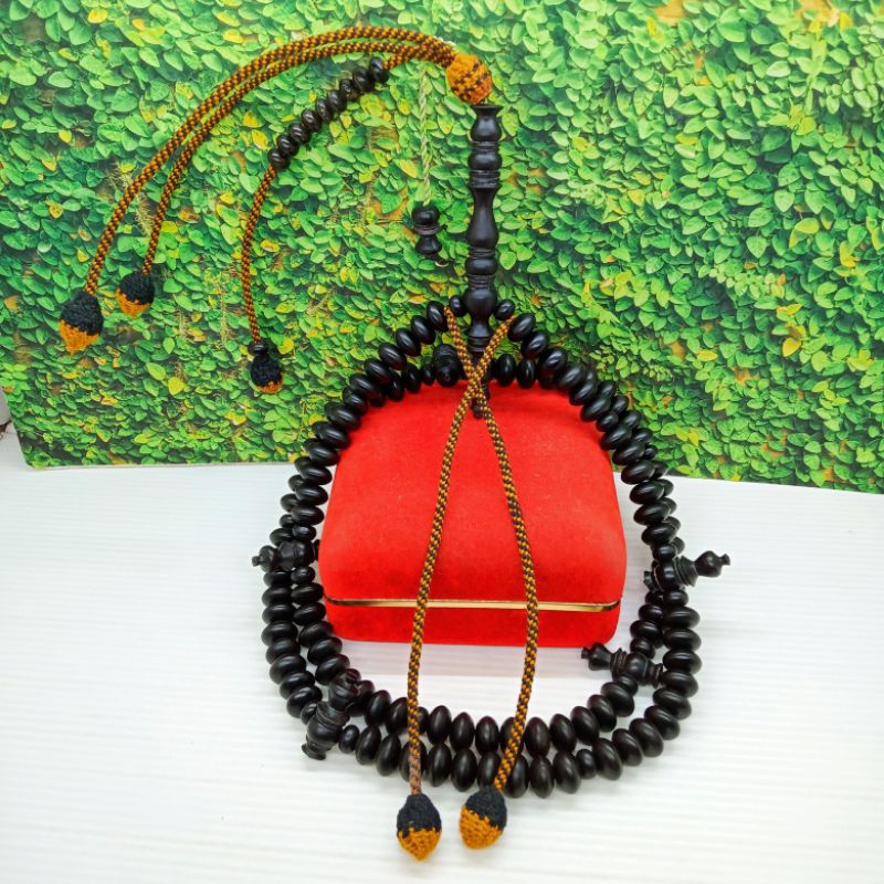 tasbih tijani kayu kelor hitam full benang rajut S80